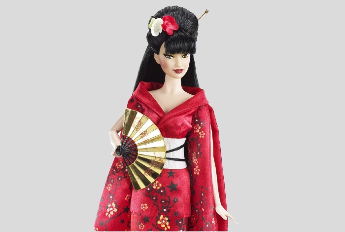 Барби в японском наряде 